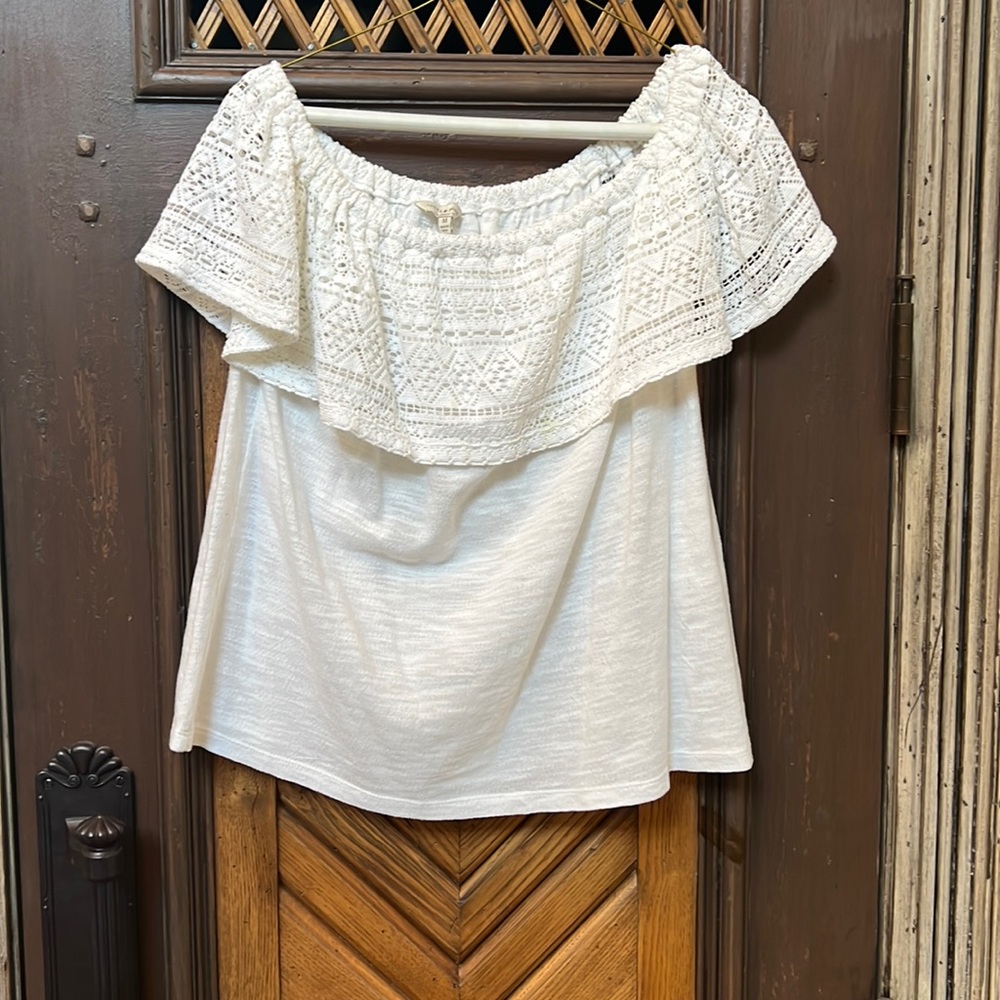 Lucky Brand White eyelet blouse